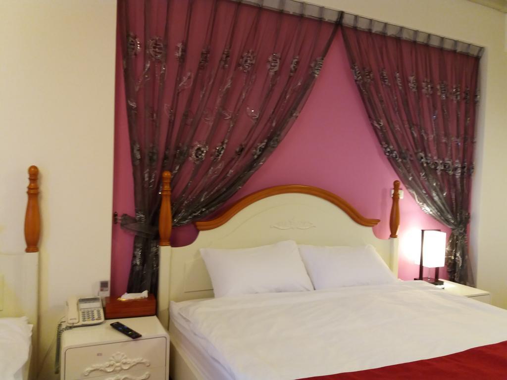 Money B&B Хуалиен Сити Екстериор снимка