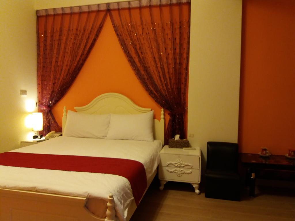Money B&B Хуалиен Сити Екстериор снимка